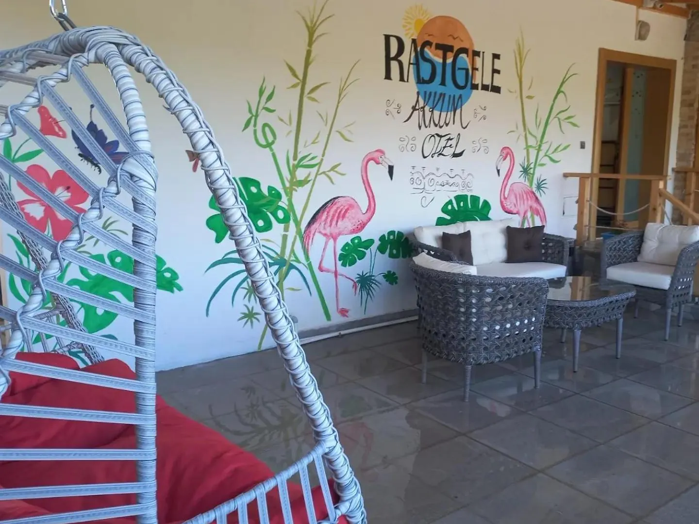 Rastgeleakkumotel 塞费里希萨尔